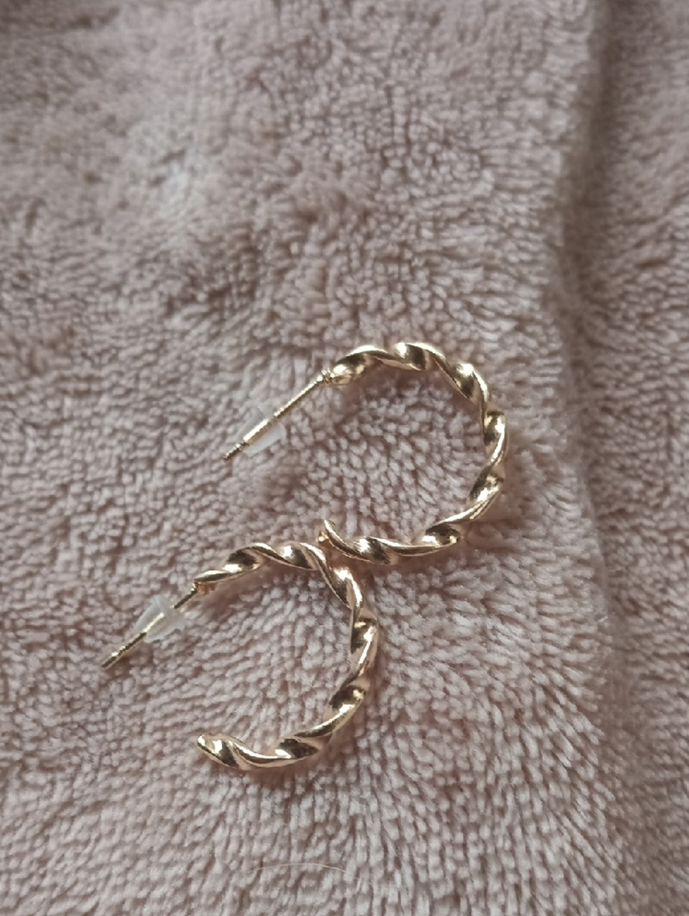 Twisted Hoop Earrings - Gold Tone